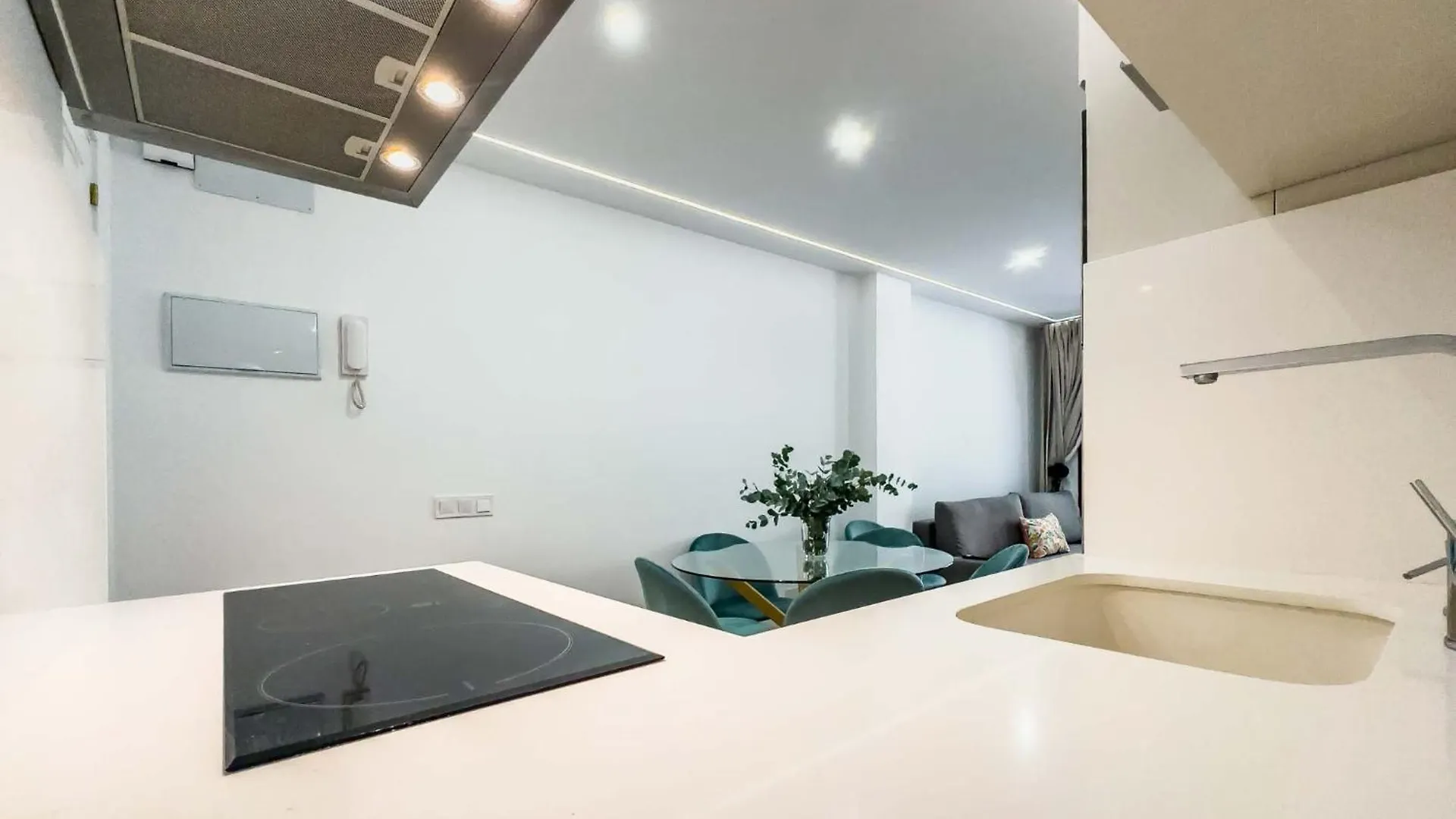 Apartment Luxury Los Boliches Beach Primera Linea De Playa Fuengirola Spain
